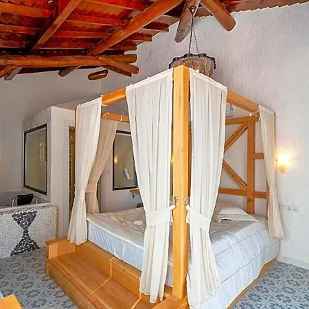 Imparator Hotel Ölüdeniz